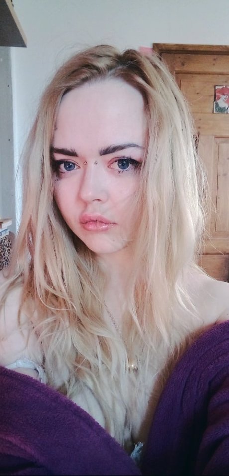 VijaPSilo sexy pornstar photo