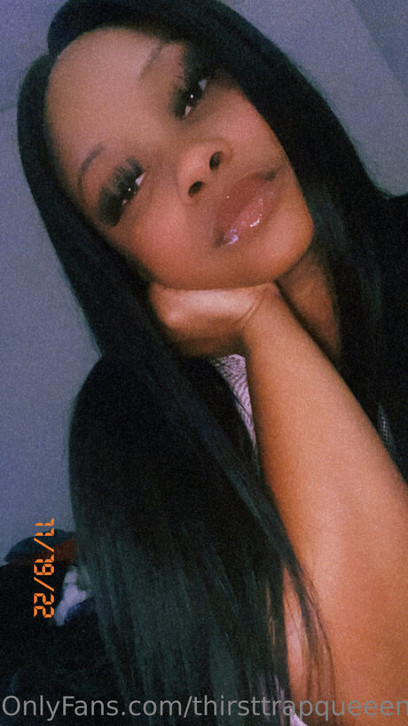 Queeen_ model beautiful images