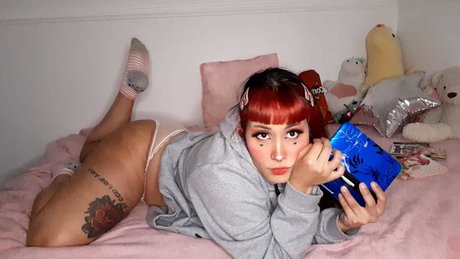 FREE WAIFU POCKEYKO star beautiful gallery