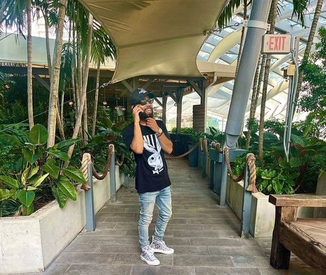 Sinatra model photos