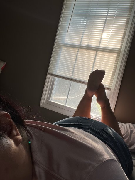 Widefootmargie model nudes images