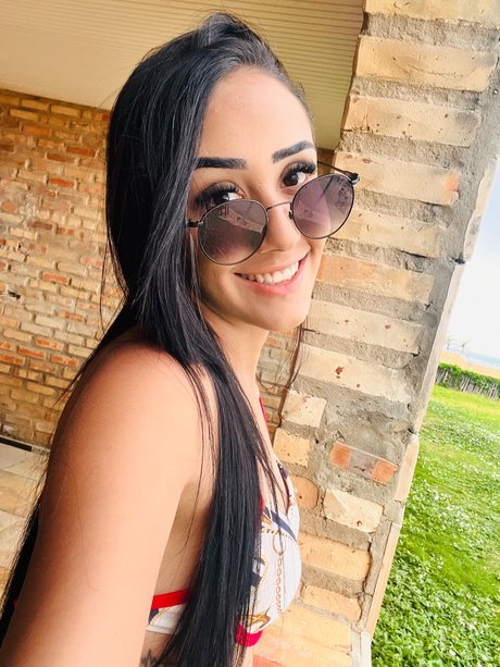 Priscilla Bessa sexy star galleries