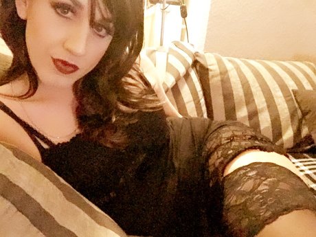 TransLea star adult galleries