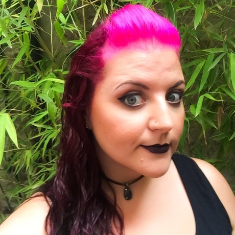 Raven FemDom xxx model pics