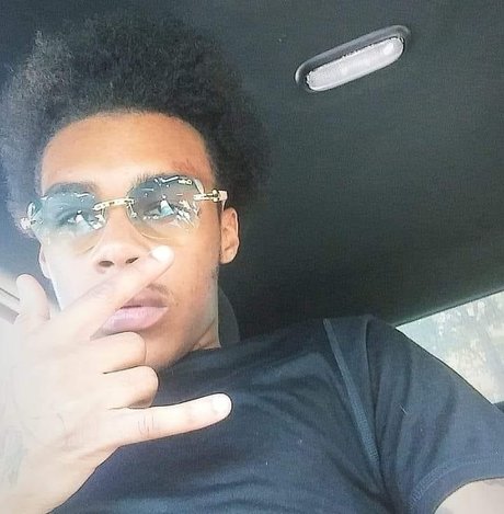 Maurice Peso pretty model pics