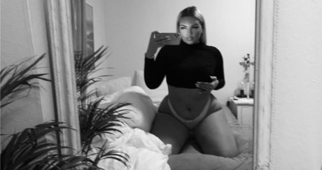 marte pornstar sex image