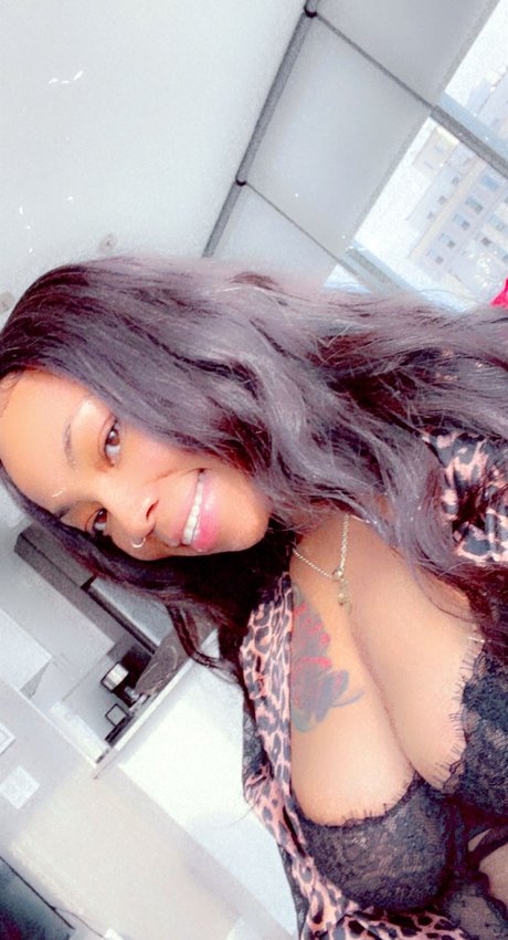 Pinkanimal star exclusive pictures