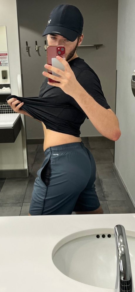 Aden best actress picture