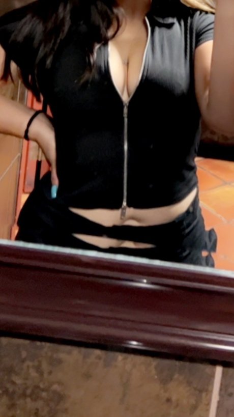 Miss Prettyshield porn star galleries