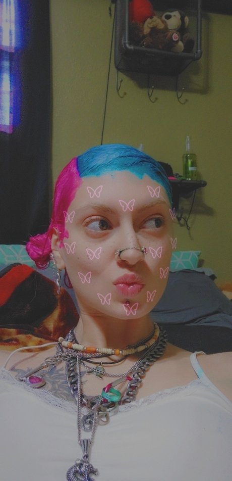 PINKY nude pornstar gallery