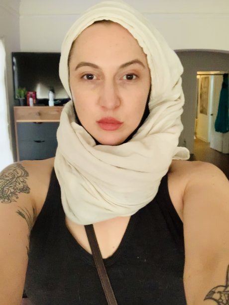 AnniBanANNI pornstar hd photo