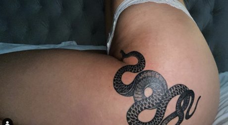 _skittlez_ pretty actress gallery