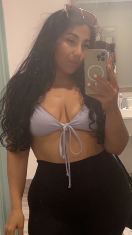 Telhas nudes actress img