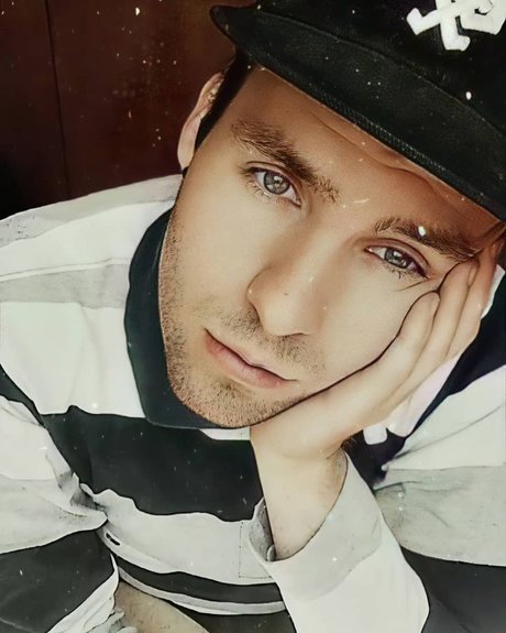 Lucas Maldonado xxx model pic