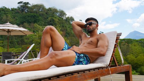 Thiago Driussi star naked pic