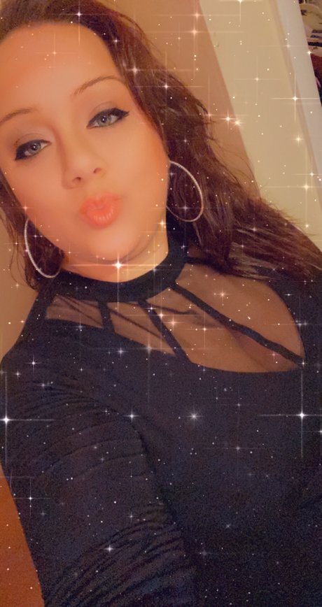 Saundra_ star art galleries