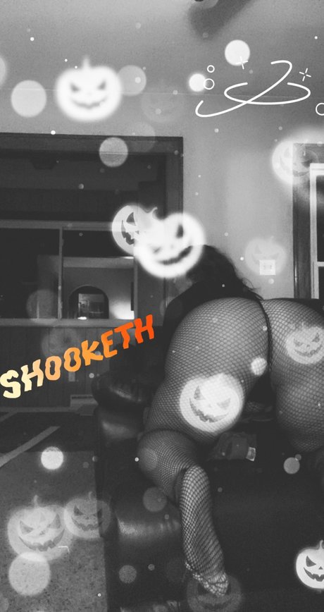 Ganja queen sexy model pics