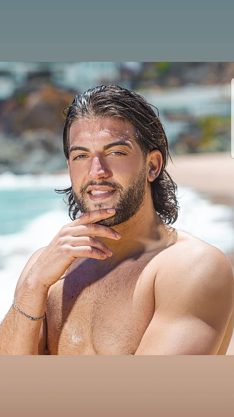 Rapha l Vill_ model erotic picture