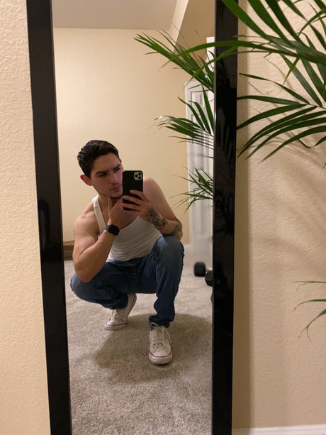 raul erotic star photo