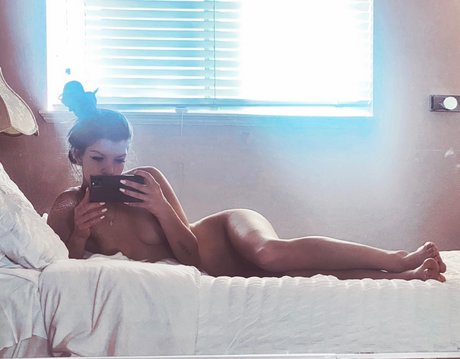 Riley Ryder beautiful actress pic