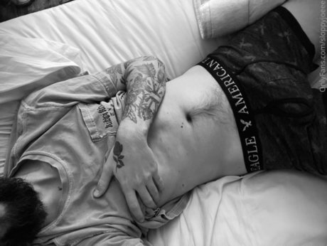 Sloppyyy nice model pics