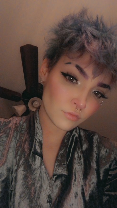 Jewls_ adult star pics