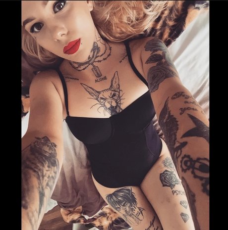 Mrs Who_ star porn pictures