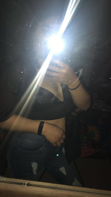 Arleth Cano sex model archive