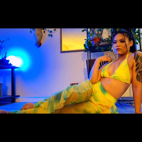 Ginnie Mae perfect model photos