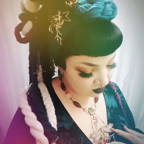 Dusty Rose free star pics