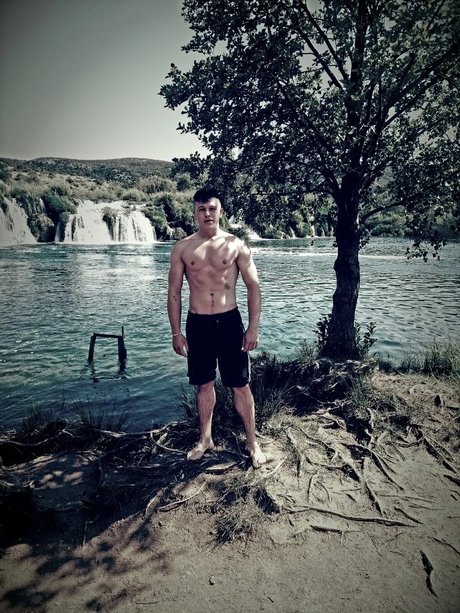 Darlyng xxx actress image