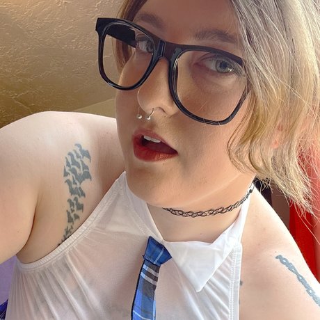 Olivia Awkward sex pornstar archive