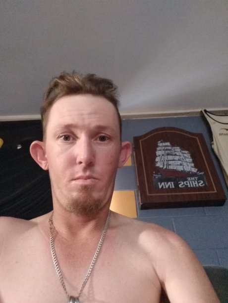 Discotreats pretty model gallery