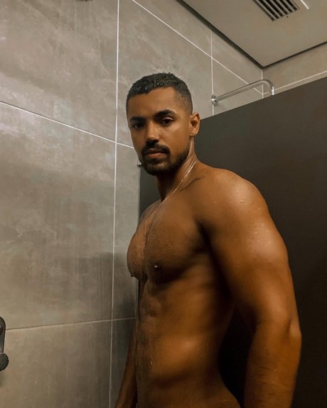 Peter Sin best model images