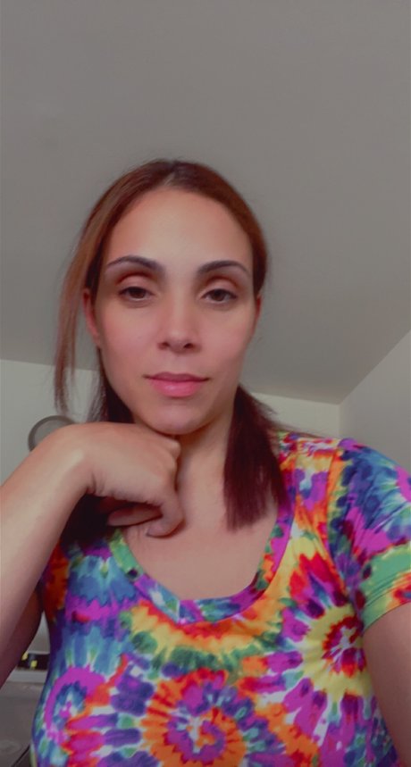 Rican Queen model top pictures