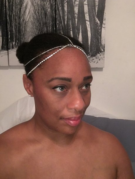 Te Erika nudes model images