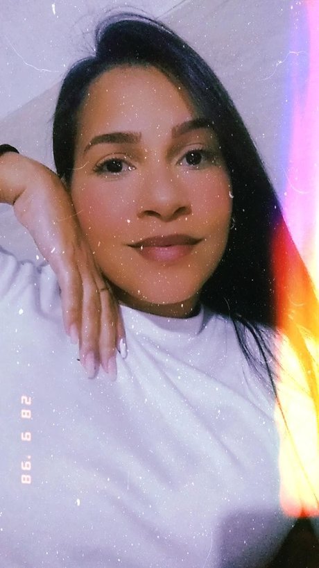 Deborah Silva naked actress image