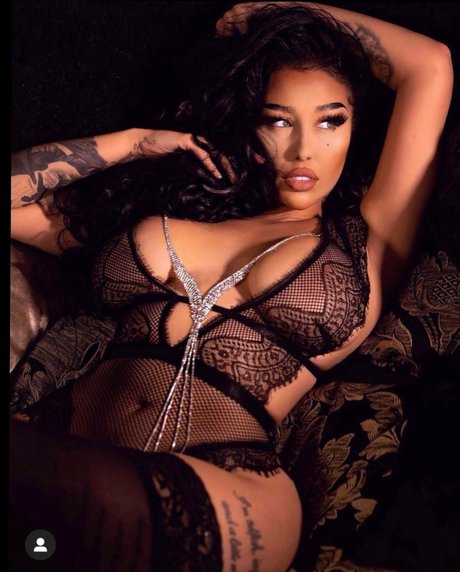 BunnyDoll Newnez pornstar art archive