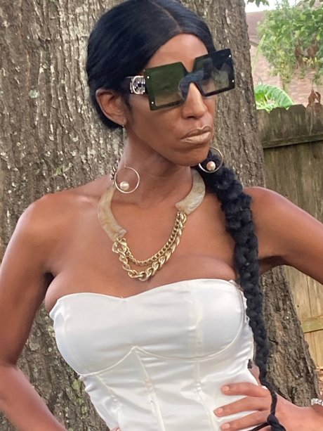 TheeSupermodel xxx star pictures