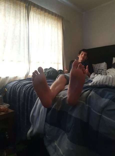 TheGiantKiwi star adult images