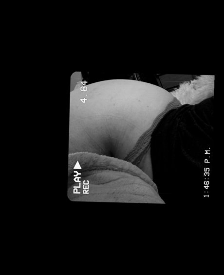 Sarelly hot pornstar pictures