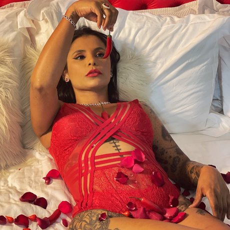 Mcnuioficial xxx star photos