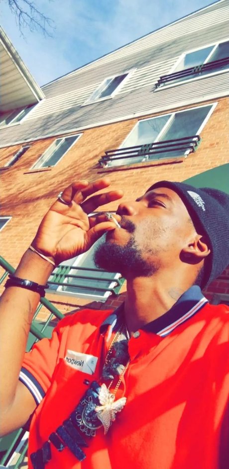 Ace LongSnake xxx star photos