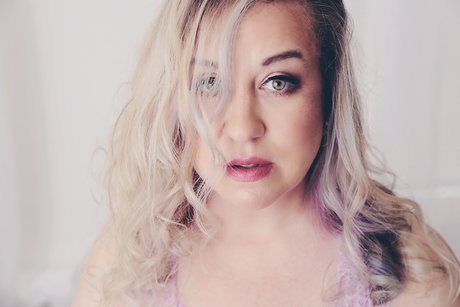 PrettyGreenEyes pornstar hd pic