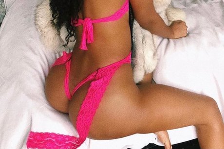 Sasha6954 erotic actress pictures