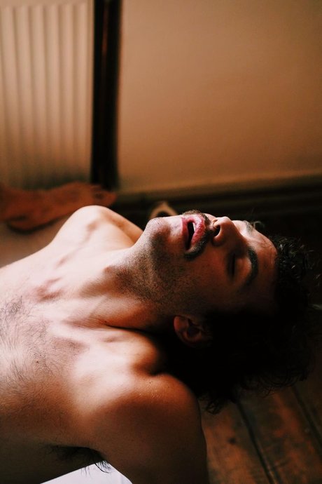 Micheal Red pornstar naked gallery