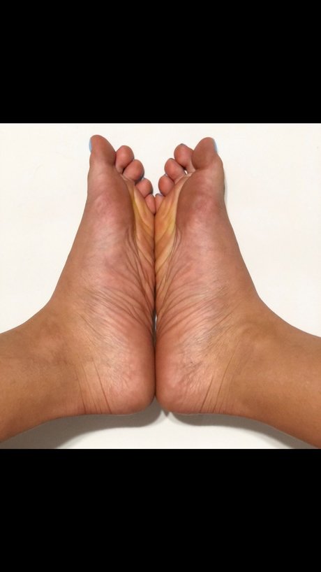 lickmysoles star nude images