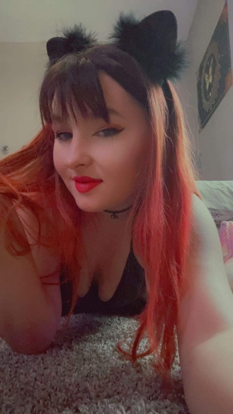 Kassie Lynn Give star hot image