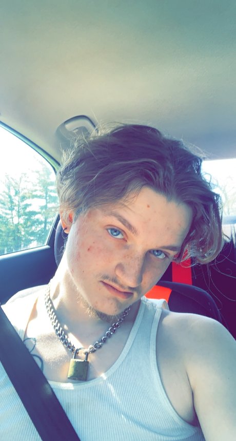 Elijah James model pic