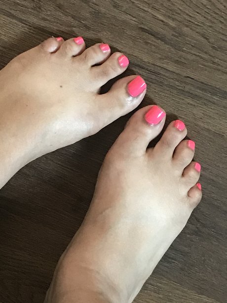 Apple Butta beautiful actress gallery